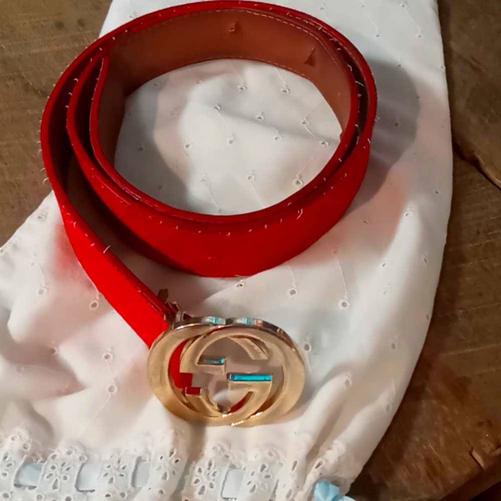 Red and gold gucci belt